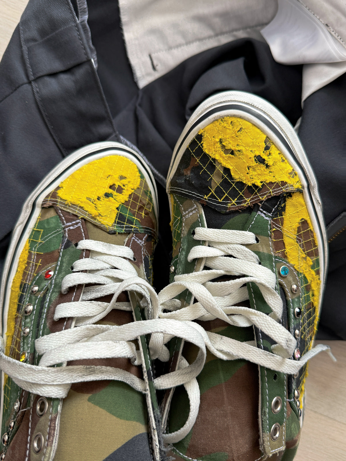 SHUTTLE “GRID DAMAGE” custom by BIGASSTEAM