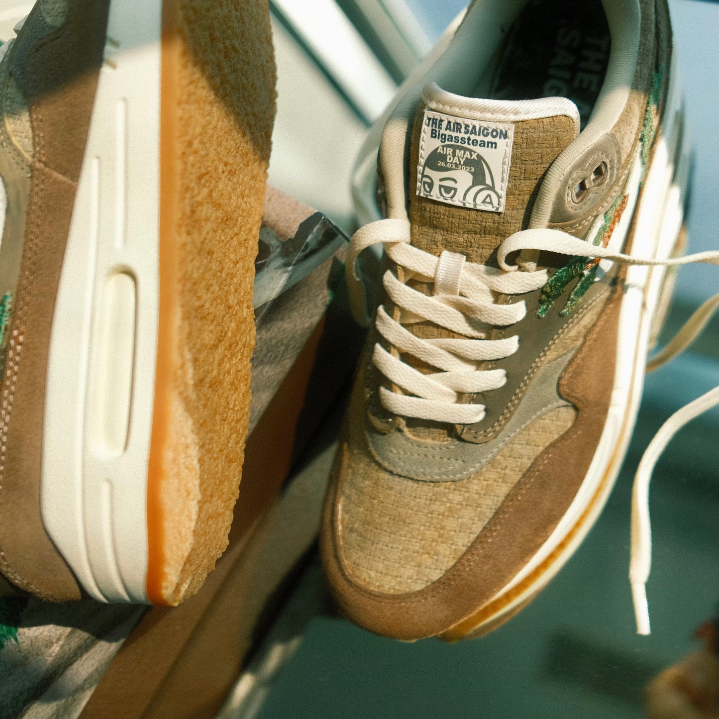 AM1 Kengai Bonsai Umber